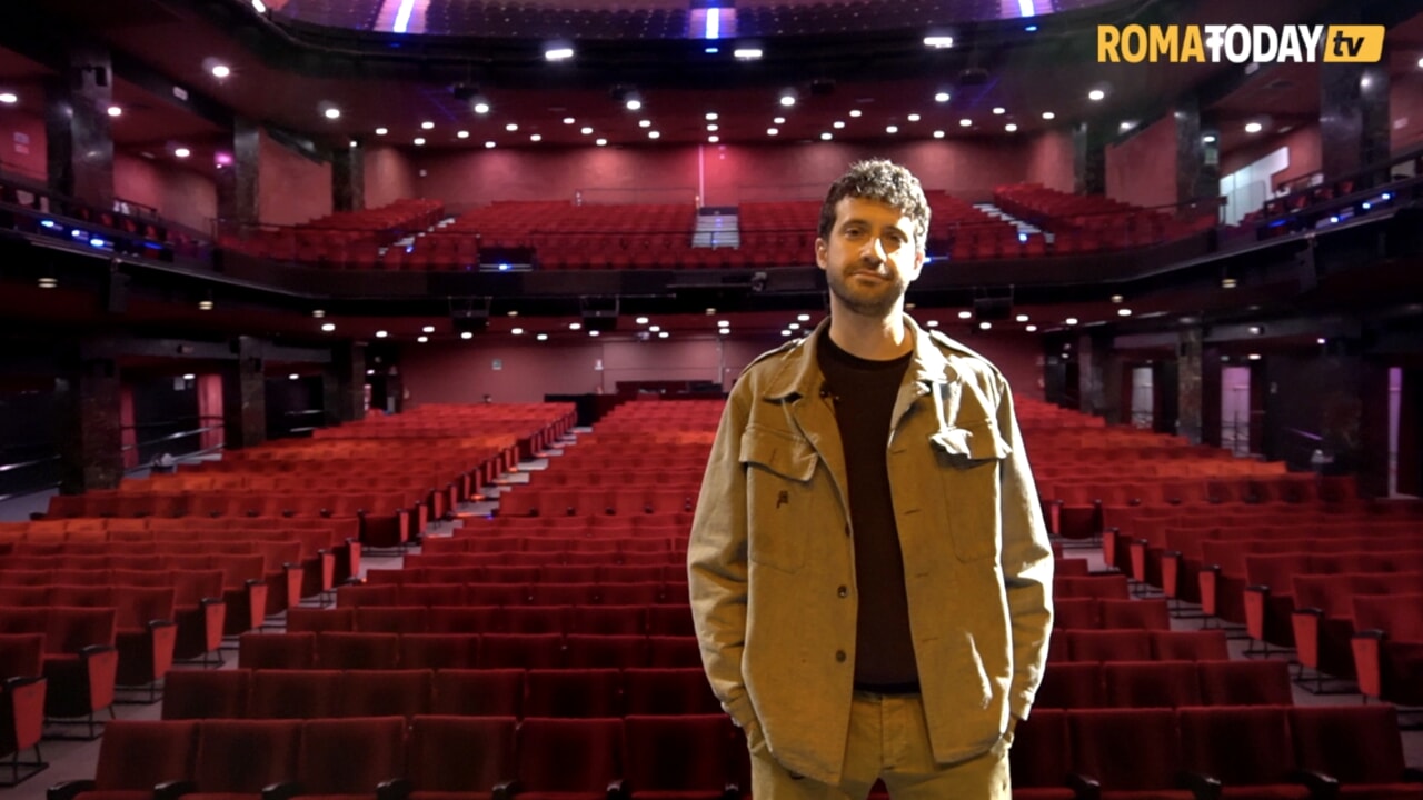 Edoardo Ferrario, terjual habis di Roma dengan pertunjukan Performante: "Paparan online? Penyakit modern"