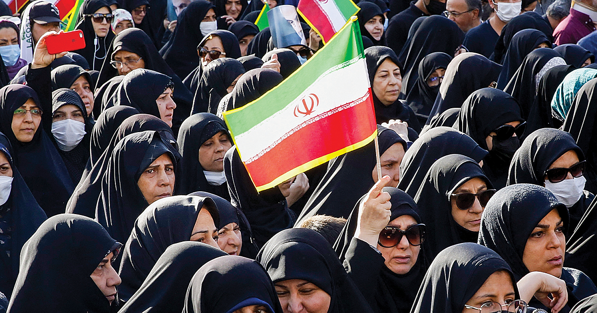 Laporan Global: Polisi berhijab memburu perempuan di Iran