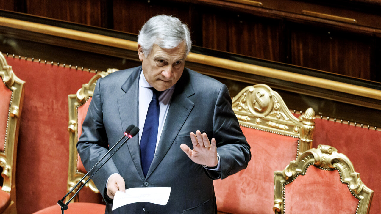 Bukan hanya Patrick, Ilaria dan Chico: betapa besarnya ketidakjujuran terhadap Tajani