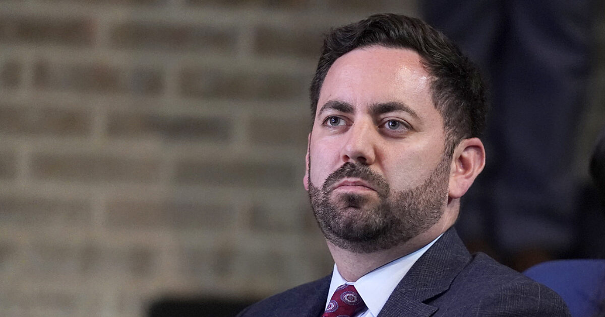 DPR mengesahkan RUU yang memperbarui definisi anti-Semitisme