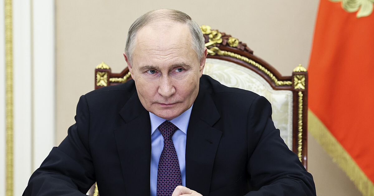 Putin memutuskan penyitaan aset AS jika dana Rusia…