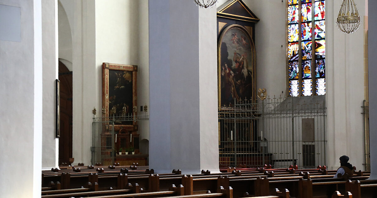 Data menyoroti eksodus dari gereja Katolik di Jerman