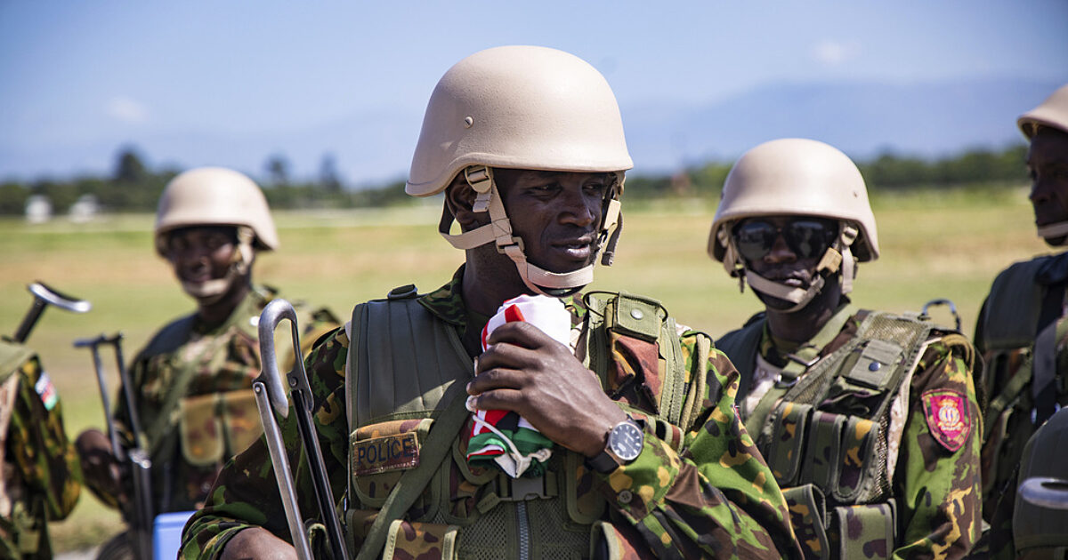 Pasukan Kenya mendarat di Haiti, bahkan saat Nairobi menghadapi pemberontakan