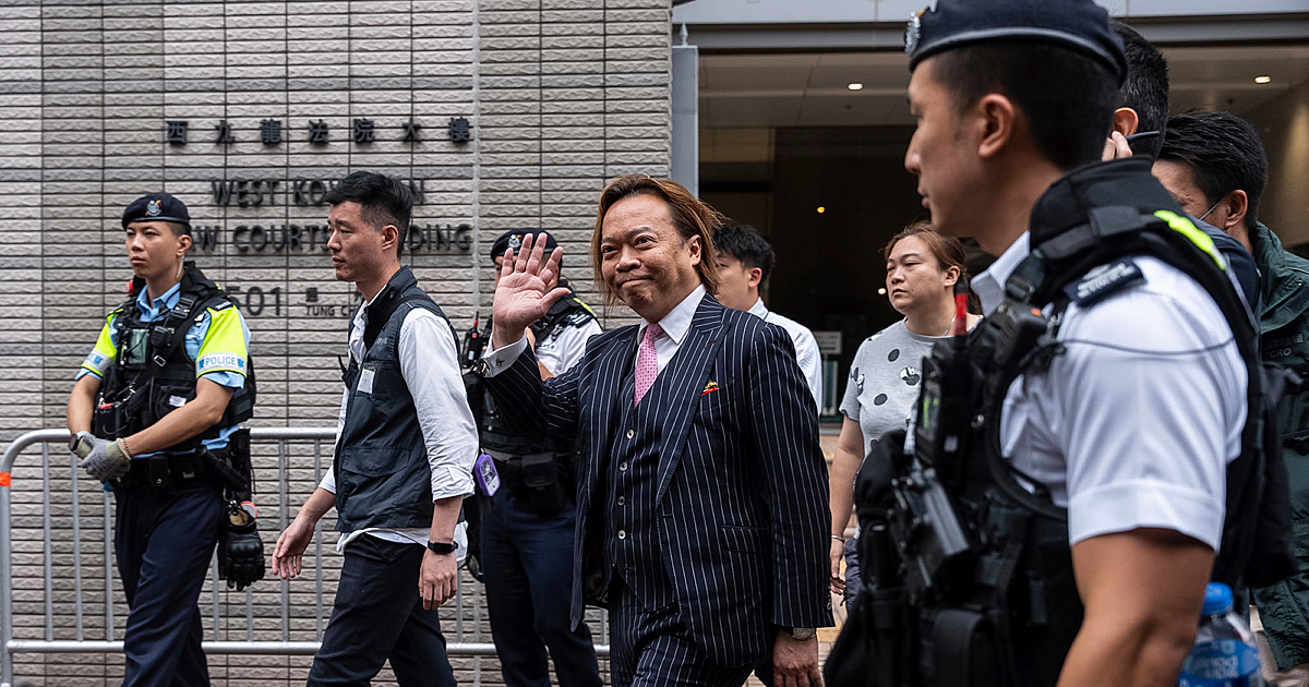 Pengadilan Hong Kong memvonis 14 orang, membebaskan dua orang pro-demokrasi…