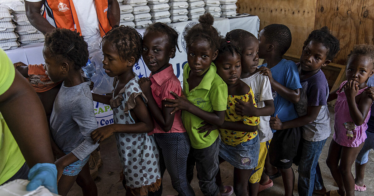 Lebih dari 300 ribu anak mengungsi di Haiti akibat kekerasan geng, PBB…