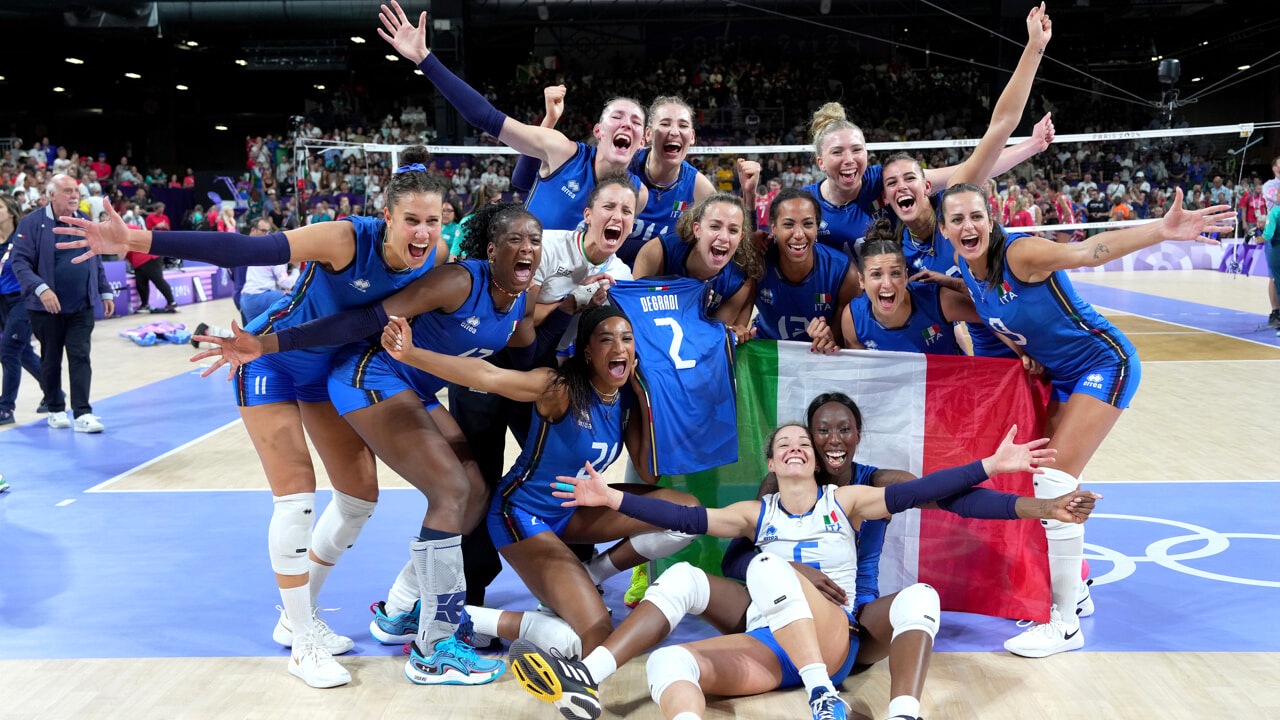 Karena ide Menteri Tajani ini berani, mari kita belajar dari bola voli