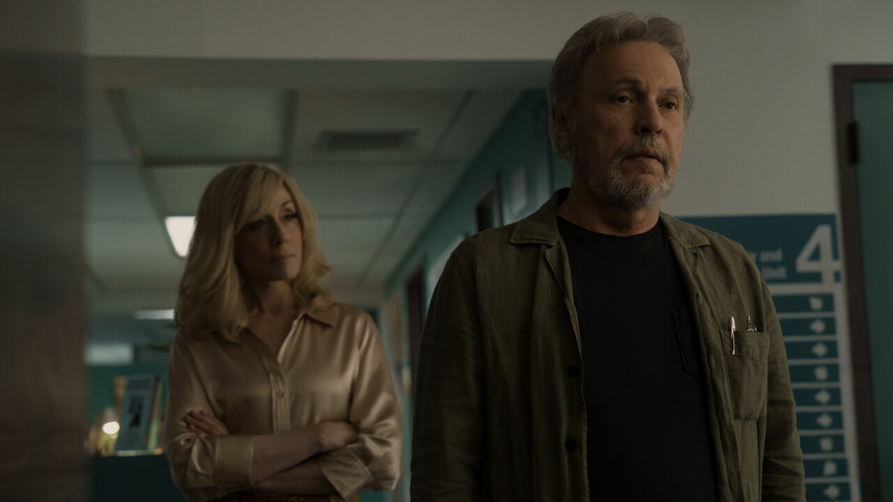 "Sebelum": plot, trailer, dan tanggal rilis serial thriller yang dibintangi Billy Crystal