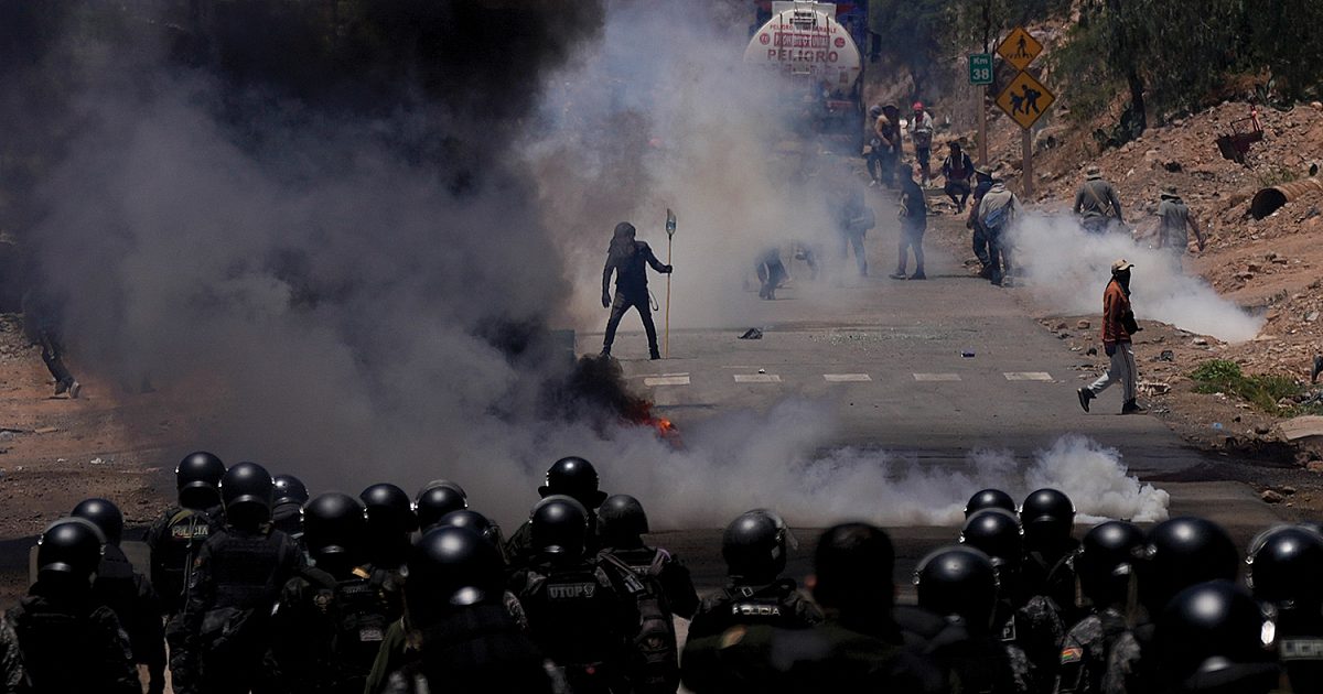 Global Briefs: tong mesiu politik Bolivia