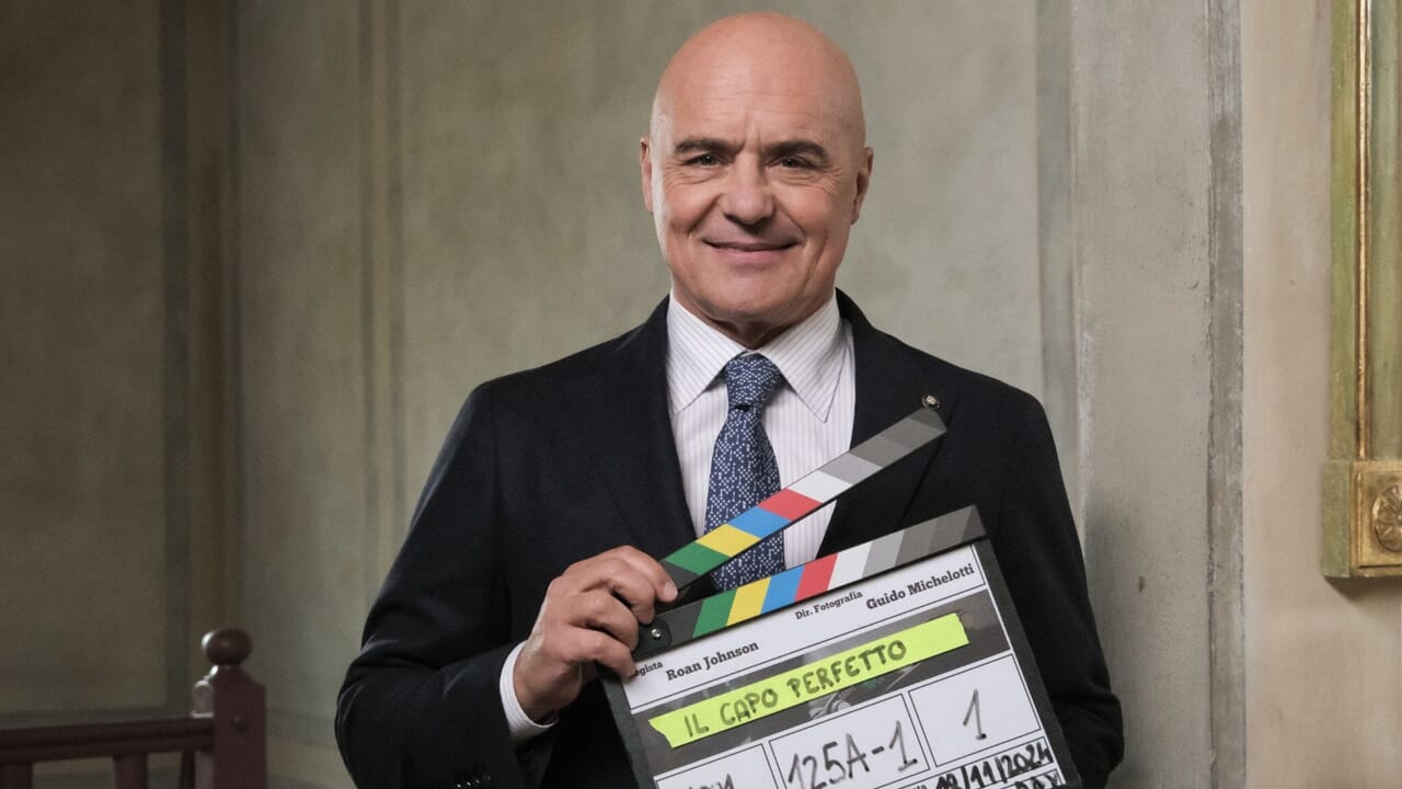 Bos yang sempurna, pertama-tama menonton serial Netflix baru bersama Luca Zingaretti