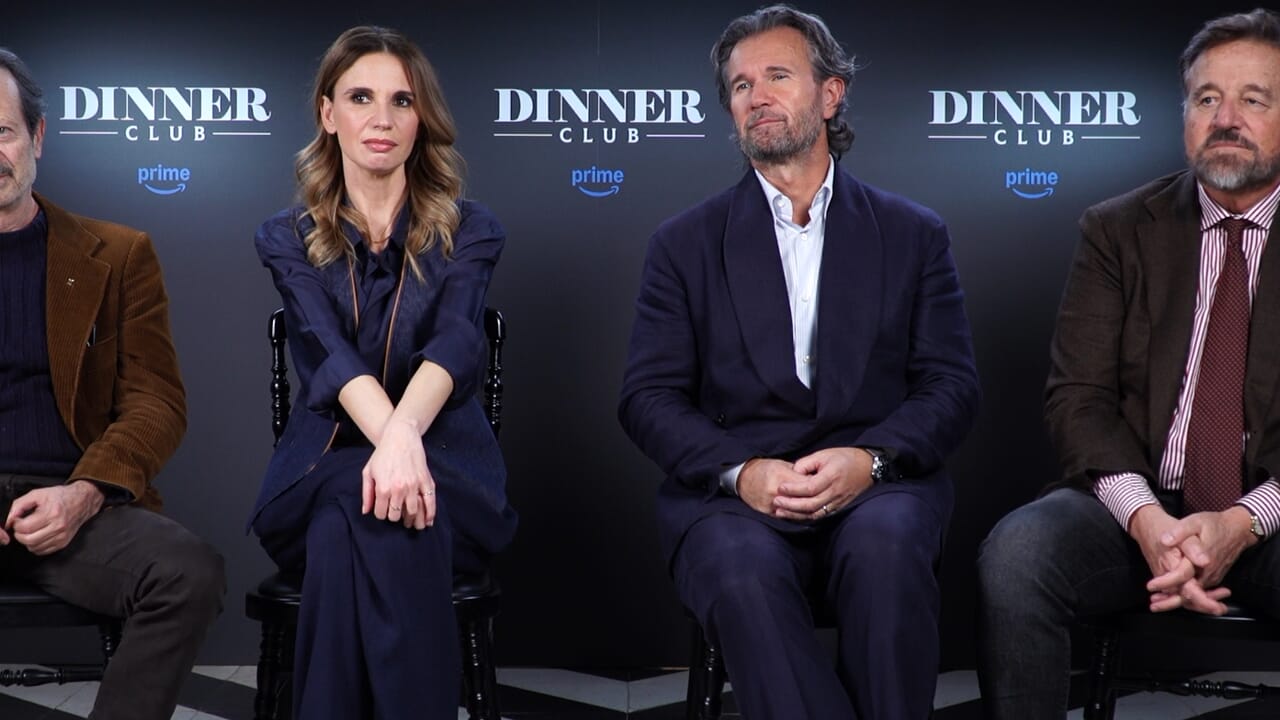 "Dinner Club 3", wawancara dengan para pemain. Emanuela Fanelli bercerita tentang persahabatannya dengan Sabrina Ferilli