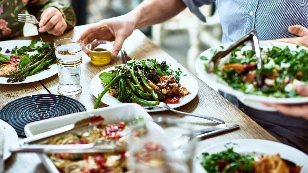 Experts suggest that before travelling, one should familiarise themselves with the vegetarian options available in their destination's cuisine. Photo: Getty Images