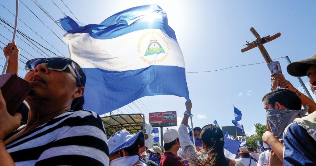 Laporan penganiayaan | DUNIA