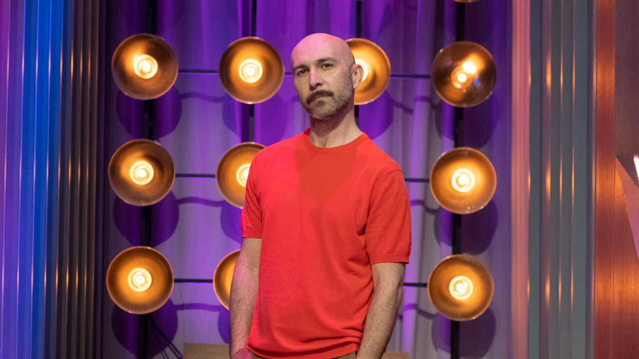 Descart Zone, trailer teaser lucu pertama dari serial TV Maccio Capatonda untuk video pertama