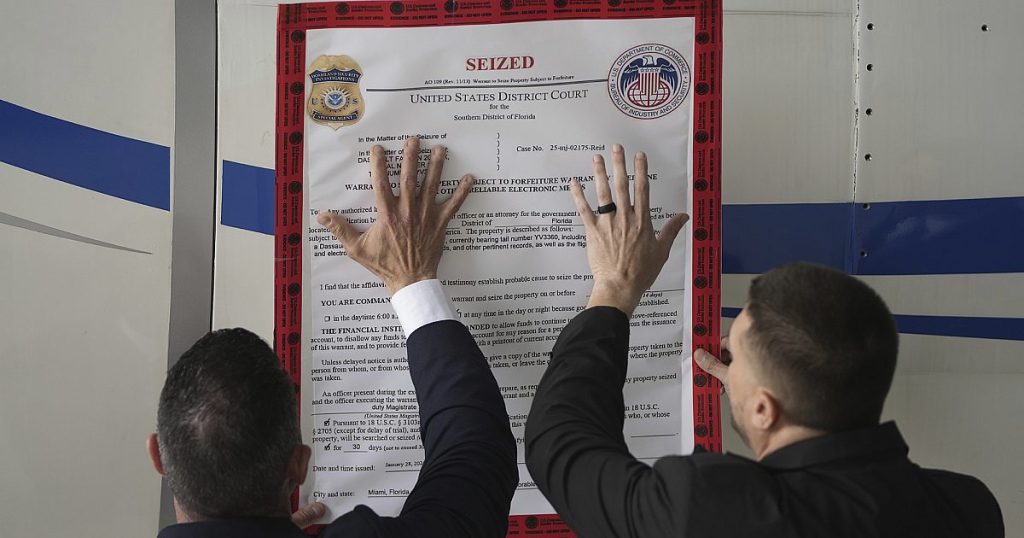 FBI merebut jet Venezuela dalam tindakan penegakan sanksi