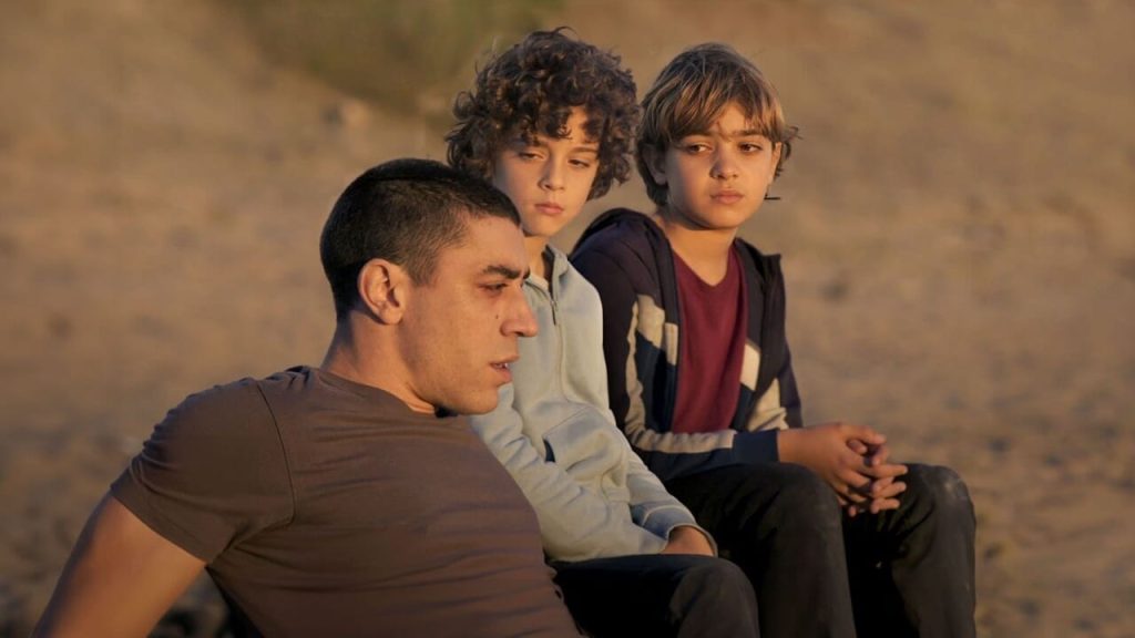 Sejarah Keluarga Saya: Di mana Seri Netflix Ditembak, Semua Lokasi