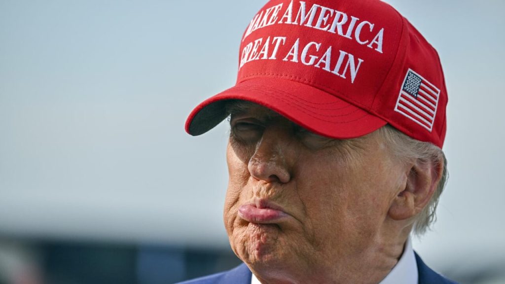 Trump kejam dan sombong, tetapi Eropa dan hukum internasional sudah meninggal