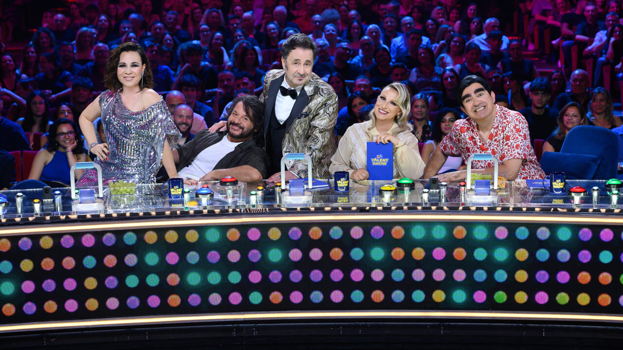 Lima film dan serial TV untuk ditonton di video pertama akhir pekan ini