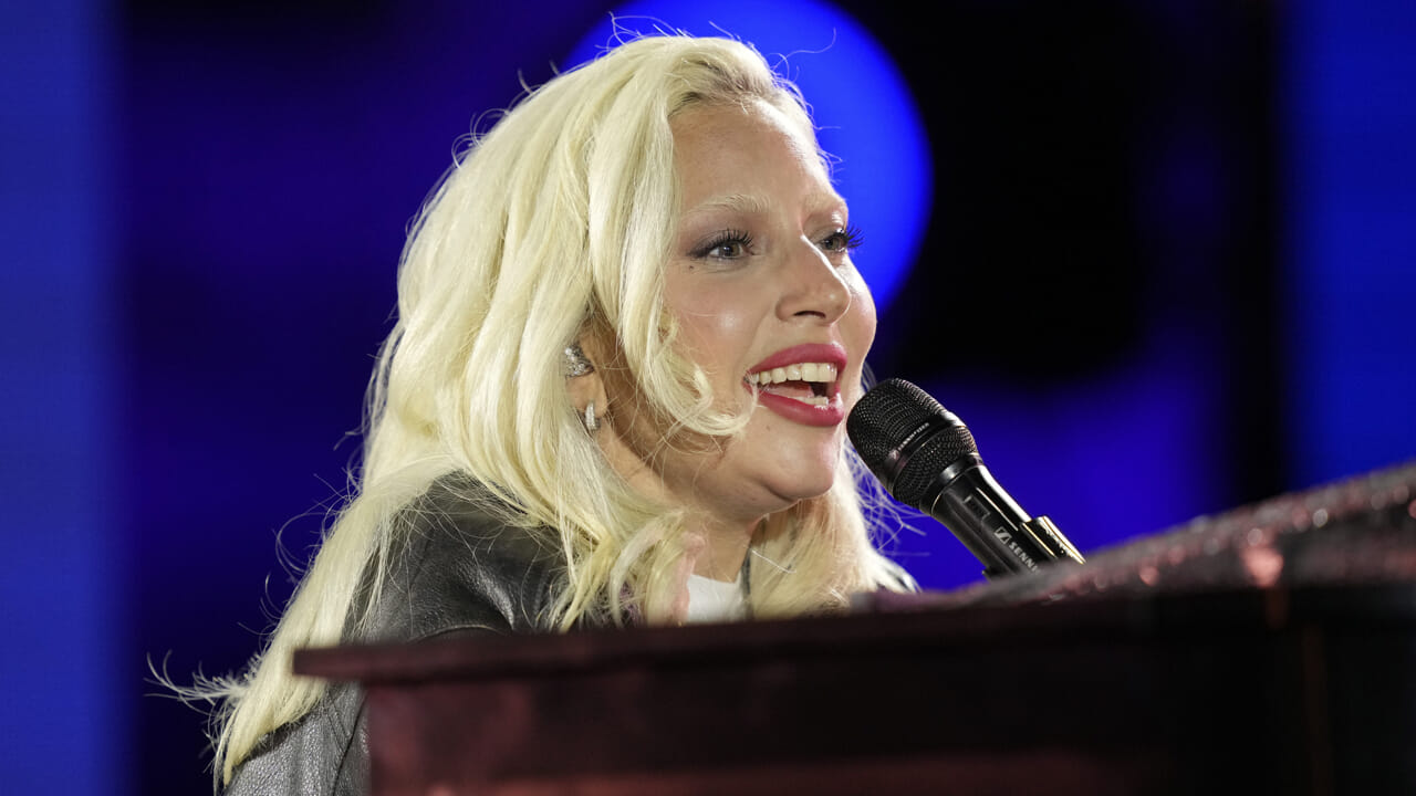 Karena konser harganya