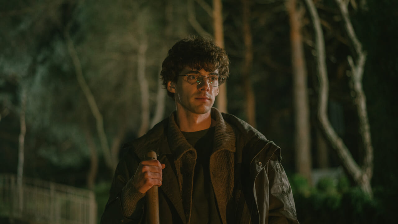 Karena semua orang melihat tukang kebun di Netflix