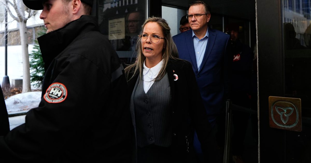 Konvoi Kebebasan Protes Penyelenggara yang Dihukum karena Kejahatan