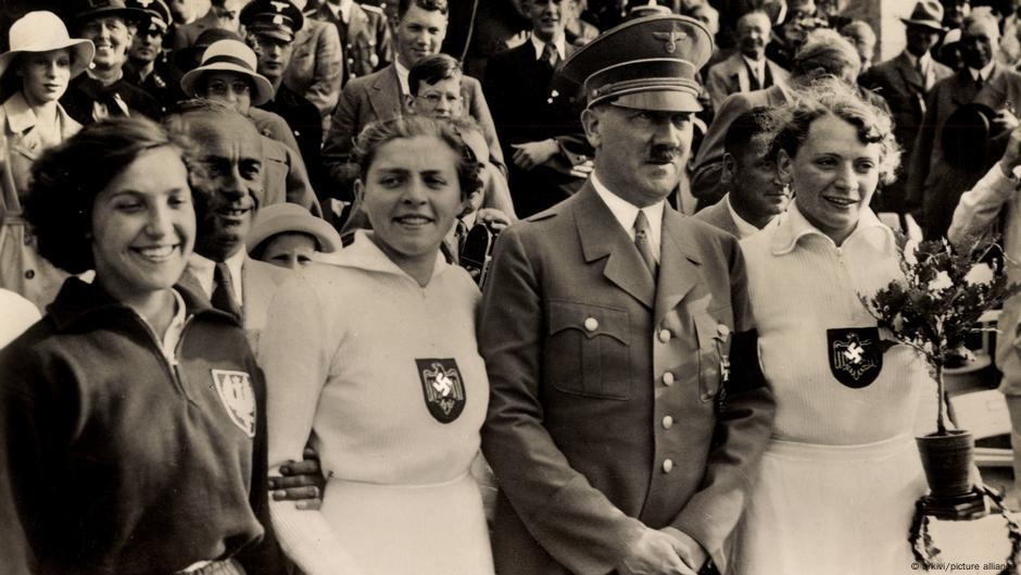 Olahraga di bawah Sosialisme Nasional: Ideologi dan Propaganda