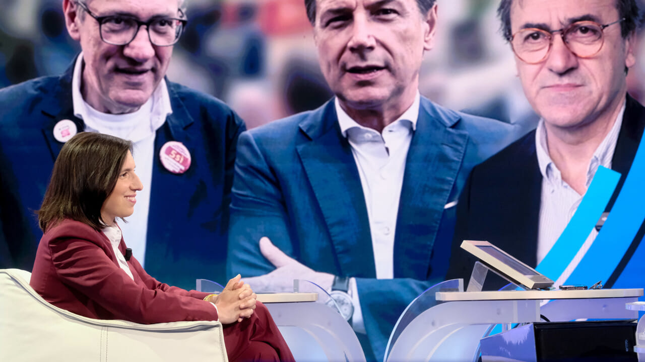 Referendum halus yang menyembunyikan semua masalah oposisi nyata di bawah karpet