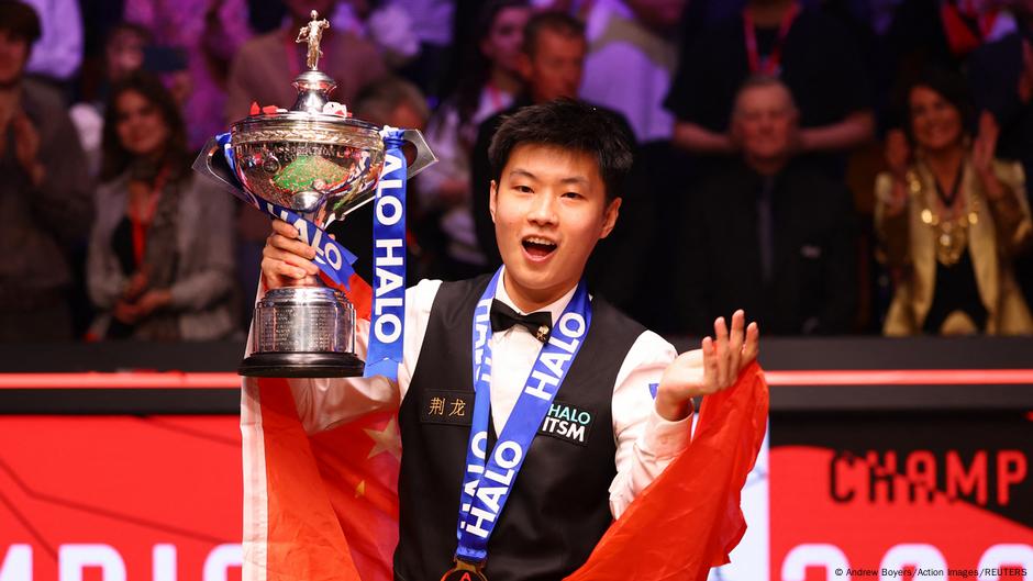 Zhao Xintong: Juara Dunia Snooker Pertama dari Asia dengan cacat