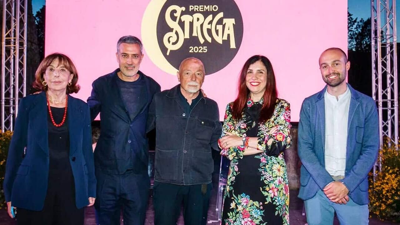 Bajani, Terranova, Rasy, Nori dan Ruol adalah 5 Finalis Penghargaan Penyihir 2025