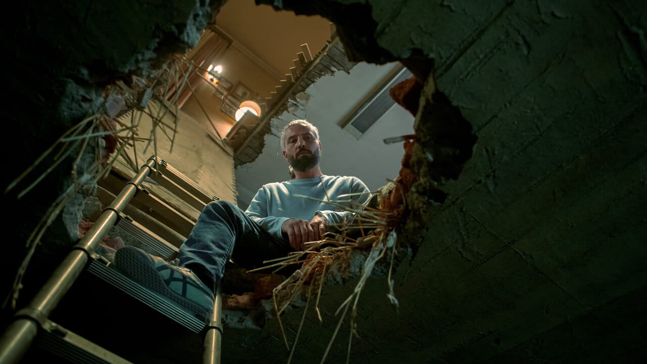 Brick, thriller Netflix baru yang akan menempelkan Anda ke layar: trailer dan saat keluar