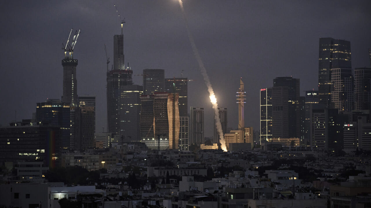 Cita -cita yang tidak realistis dan urgensi nuklir dari perang yang tak terhindarkan