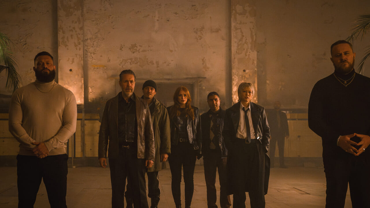 Cover Deep: Trailer, Plot, dan Tanggal Rilis Output Aksi Komedi di Video Pertama