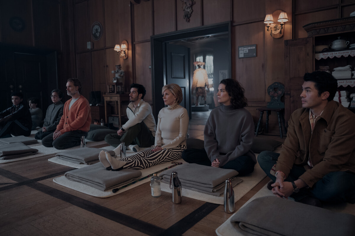 First Video_ove Perfect Strangers_s2_3_ph. First Video_reiner Bajo