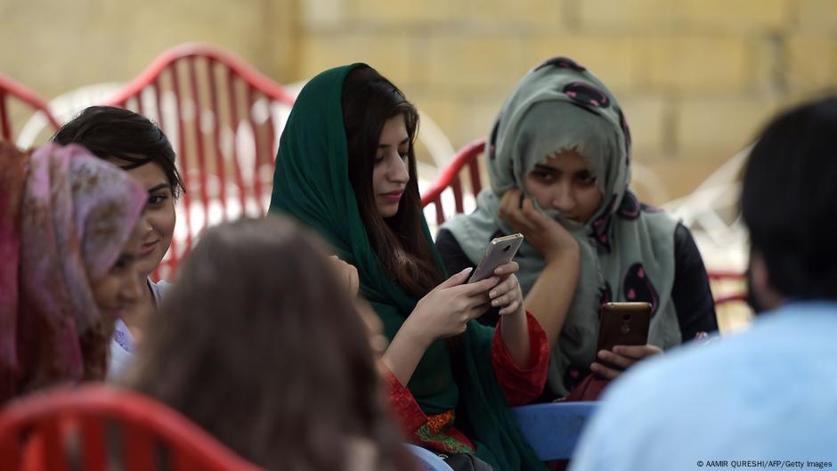 Kehidupan Berbahaya Influencer di Pakistan