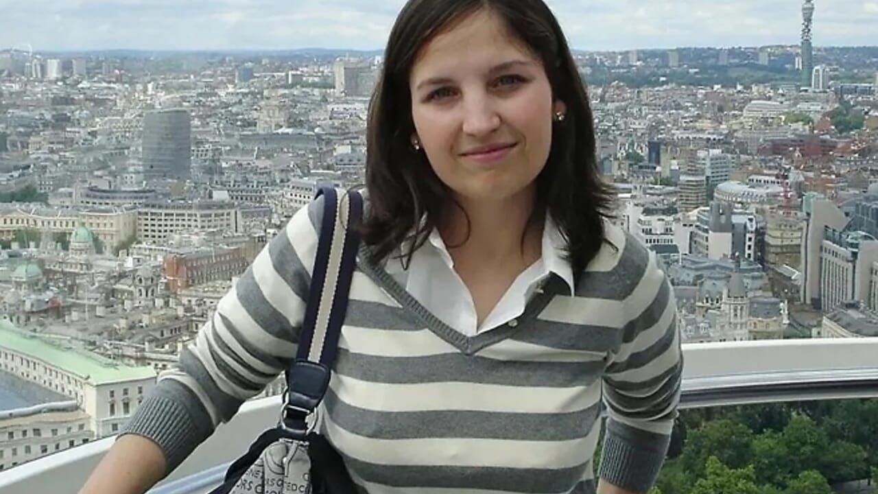 "Saya mengambil pelajaran tentang foto -foto Chiara Poggi": Apa yang ditemukan oleh minggu Dossier