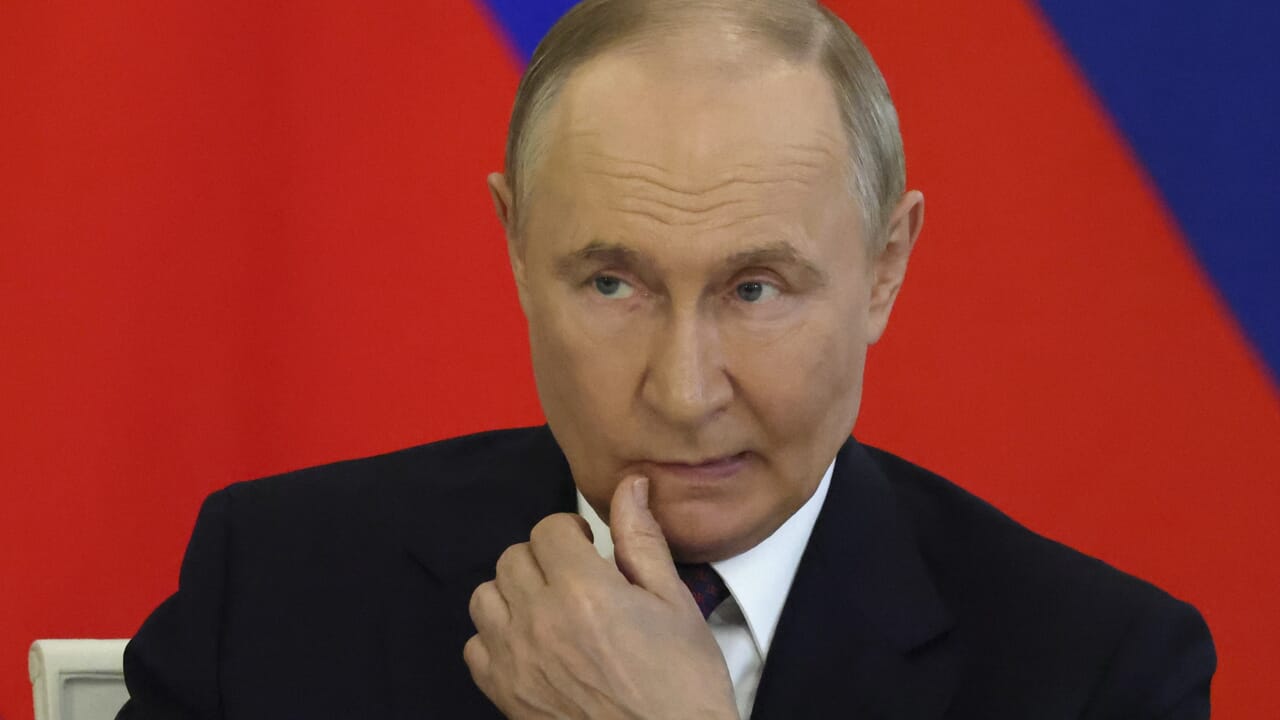 Karena Putin mencari Trump dan mengabaikan Eropa (dengan penipuan orang Rusia)