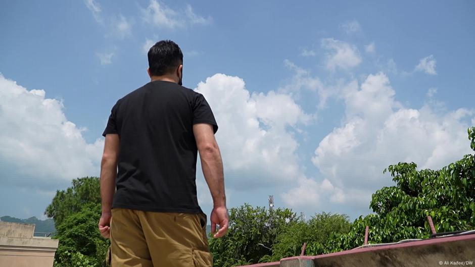 Afghan menunggu di Pakistan untuk meninggalkan Jerman