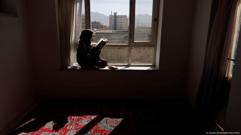 Afghanistan: Gadis ingin belajar meskipun ada pelarangan sekolah