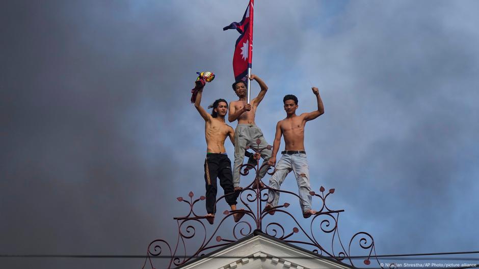 Nepal: restart politik dengan dukungan kekuatan besar