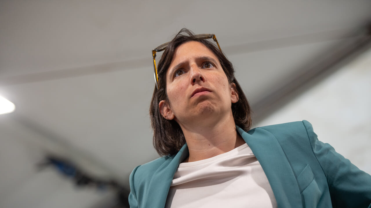 Seseorang menyalakan cahaya ke Schlein: Hanya kebingungan terhadap tagihan yang terkasih