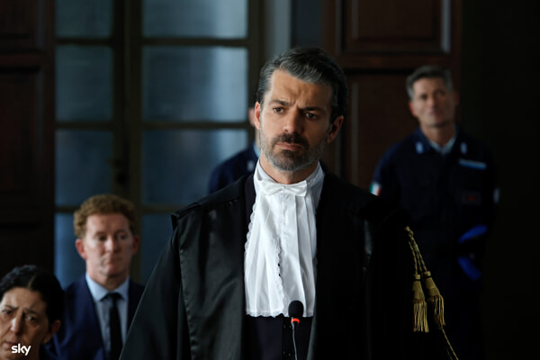 Luca Argentero di Ligas Lawyer