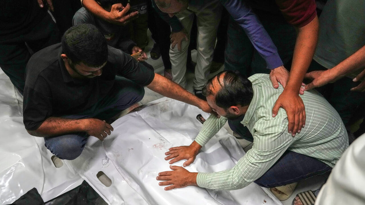 Sembilan puluh kematian (24 di antaranya adalah anak-anak) adalah "pertempuran kecil"