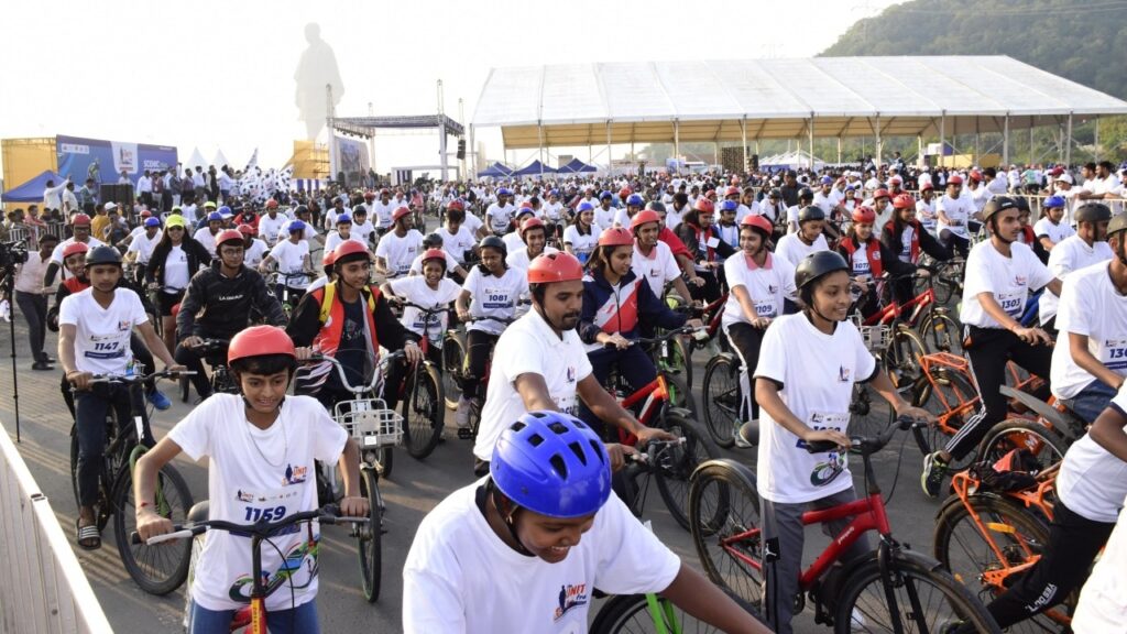 Unity Trail Cyclothon membawa semangat Swadeshi ke Patung Unity