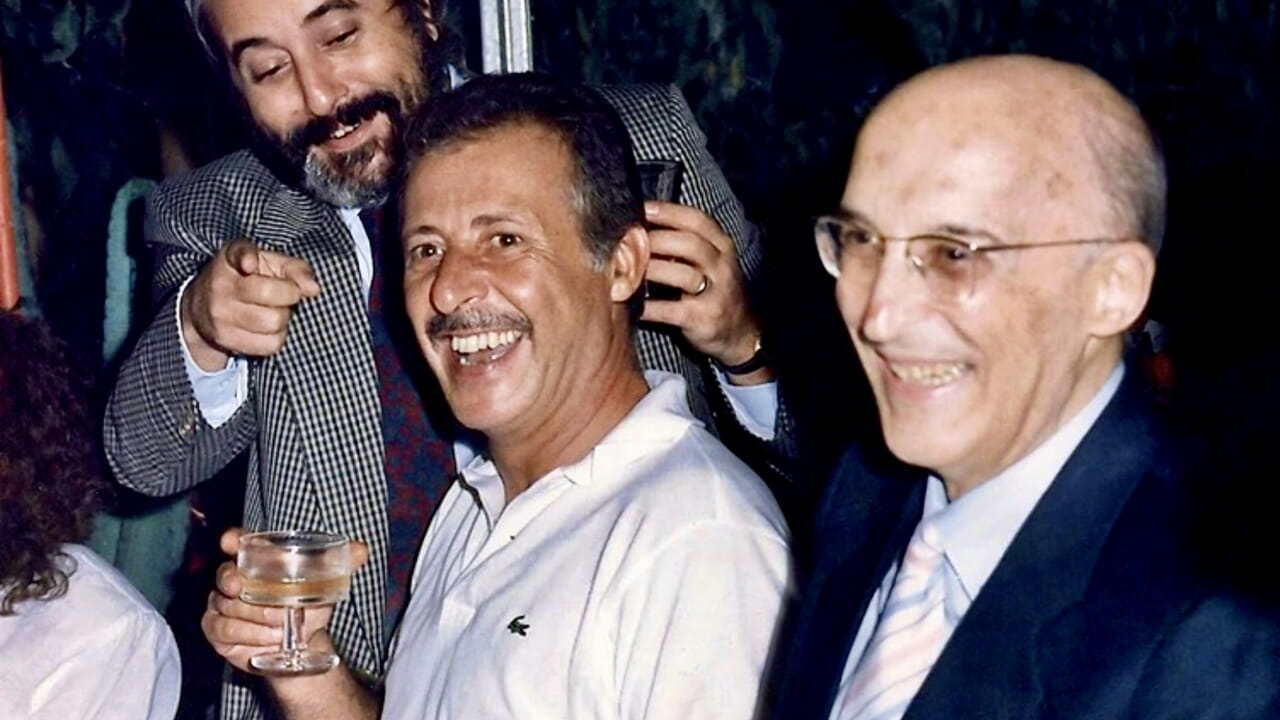 Berita "fasis" tentang pembantaian Borsellino: perselisihan karena kurangnya investigasi