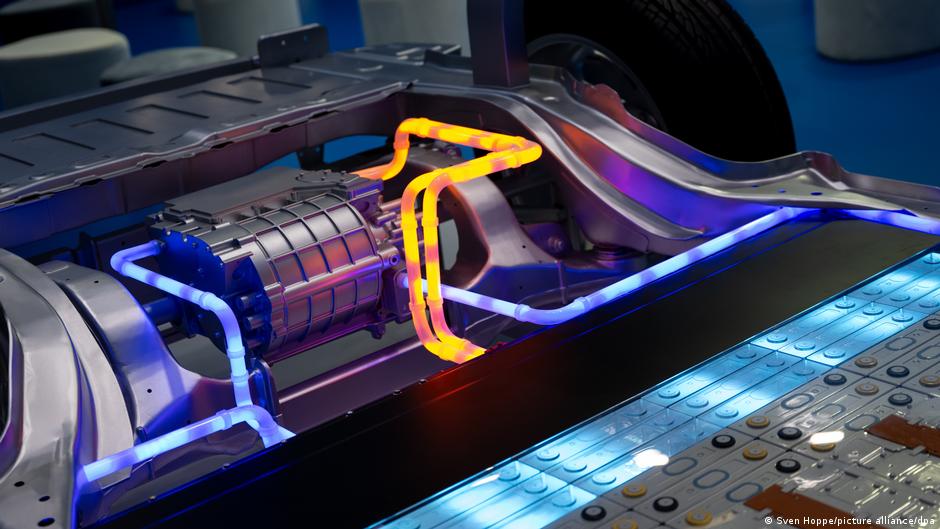 Buatan Tiongkok 2025: Pergantian kekuasaan secara diam-diam