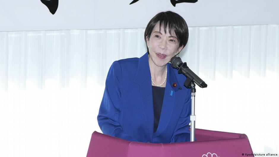 Perdana Menteri Jepang memanfaatkan suasana hati yang tinggi untuk mengadakan pemilu baru