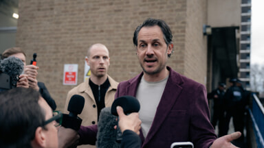 Dustin Demri-Terbakar dalam Catatan Kriminal 2