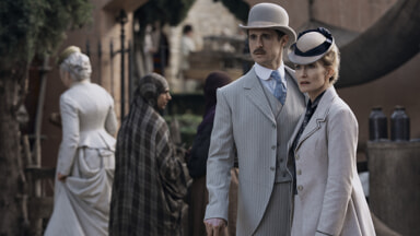 Sherlock Muda - Max Irons, Natascha McElhone (Kredit Foto_ Dan Smith)