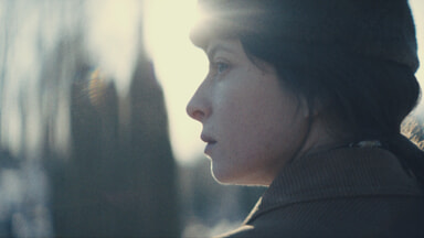 Agnes O'Casey dalam sebuah adegan dari Star City