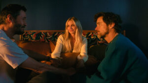 Hasil: trailer, plot, pemeran dan tanggal rilis film komedi gelap yang dibintangi Keanu Reeves dan Cameron Diaz