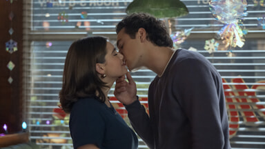 Di Luar Kampus - Prime Video - foto 5